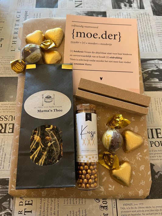 Moederdag theepakket met mama's thee en chocolade