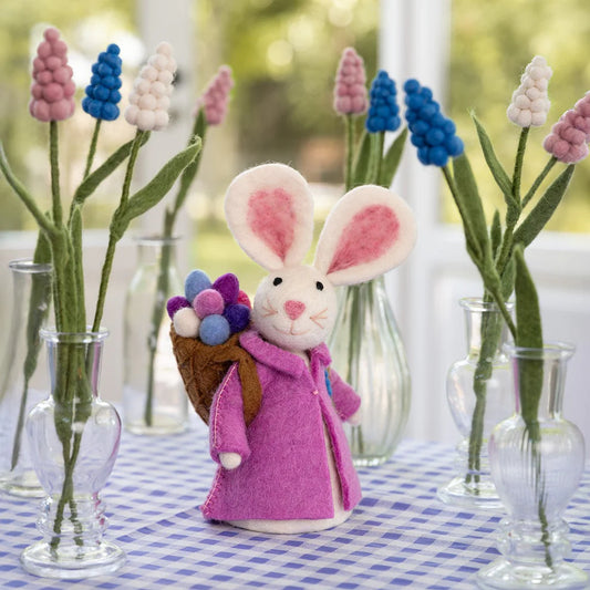 Decoratie paashaas met mand - roze