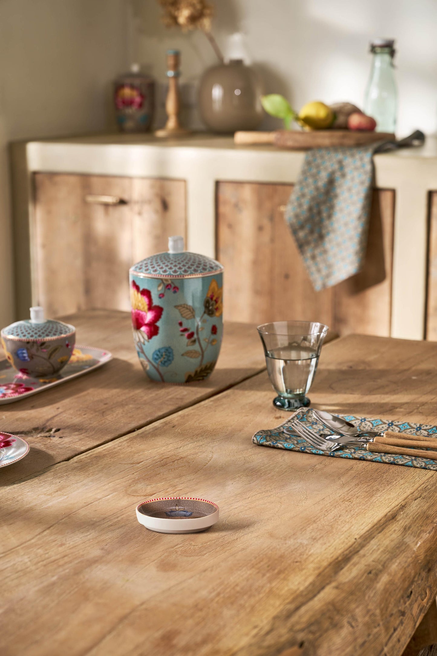 Pip Studio - Tea Tip Blooming Tales Fantasy Khaki