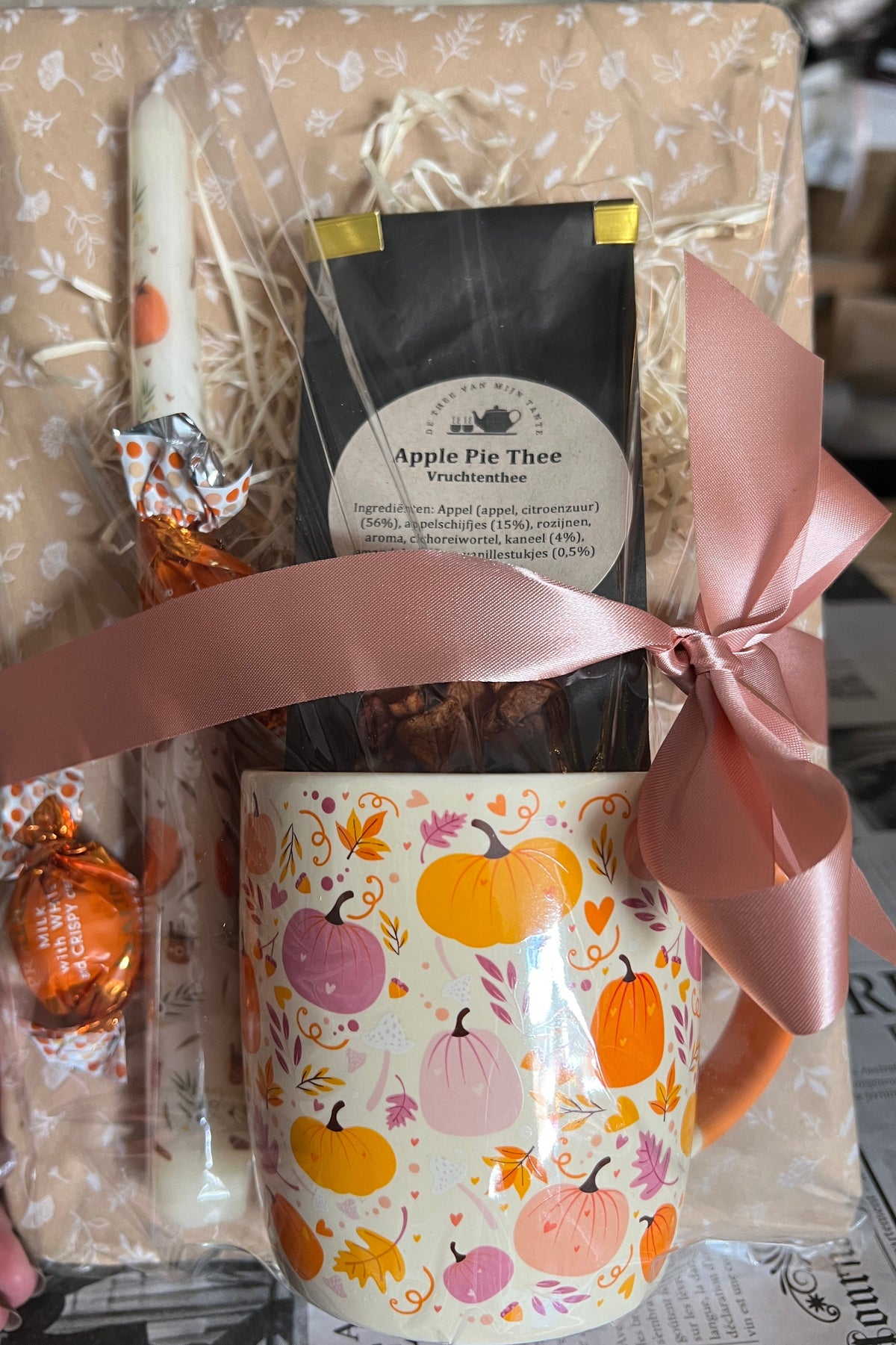 Theepakket herfst met kaars, herfsthee en mok