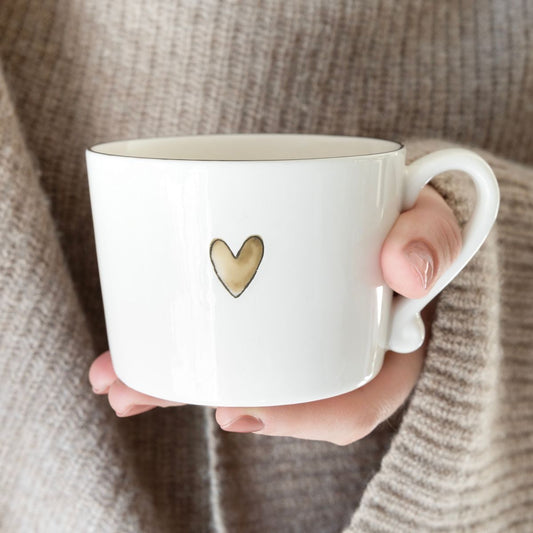 Mok met Bruin hartje  - Bastion Collections