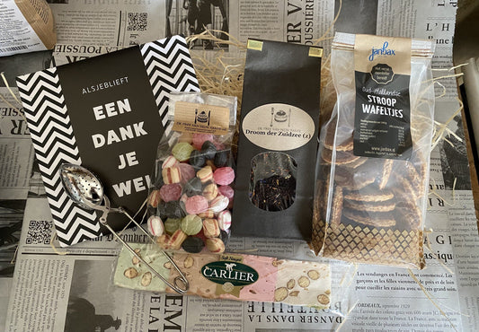 Bedanktpakket Thee met wenschocolade en diverse lekkernijen