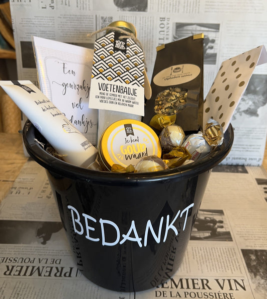 Bedankt pakket in emmertje - Opladen