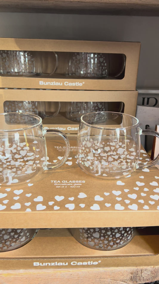 theeglas bunzlau castle met hartjes